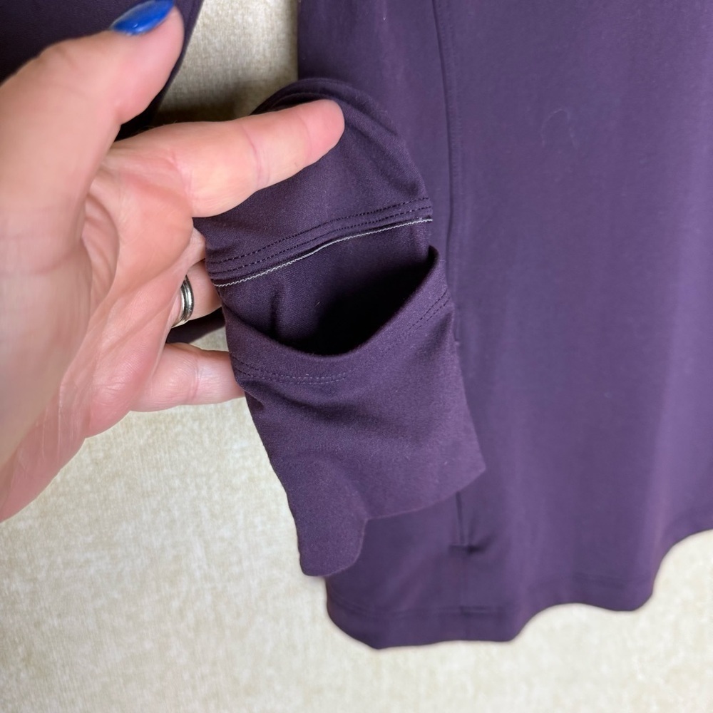 LuLulemon Toasty Tech 1/2 Zip with Embroidery Size 6 - Picture 5 of 7